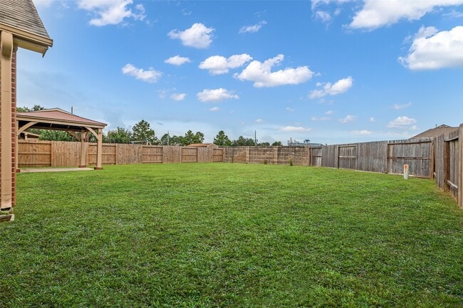 Building Photo - 30715 Legends Ridge Dr