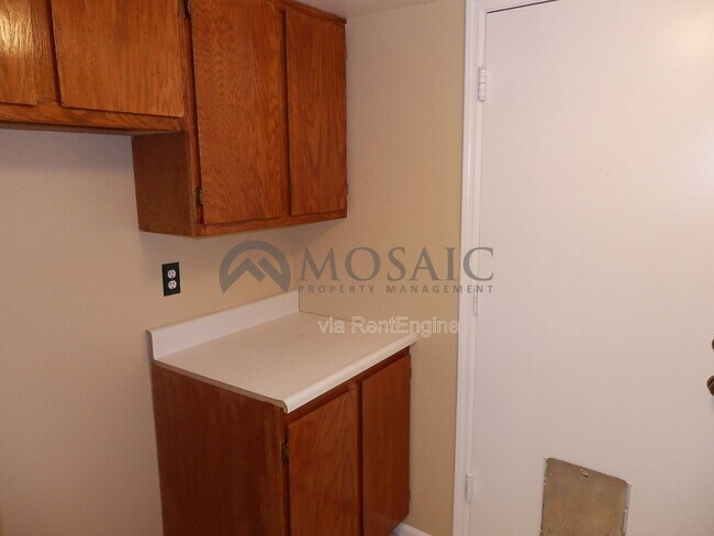 Building Photo - 4338 E Alta Mesa Ave