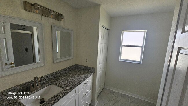 Building Photo - Updated 3 Bedroom, 2 Bath Home in Matanzas...