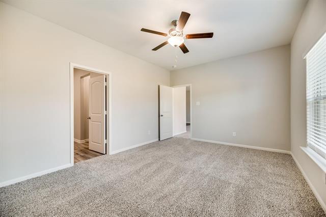 Building Photo - 2120 Dakota Dr