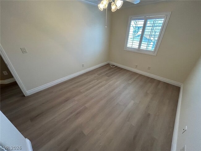 Building Photo - 907 Majestic Oak St