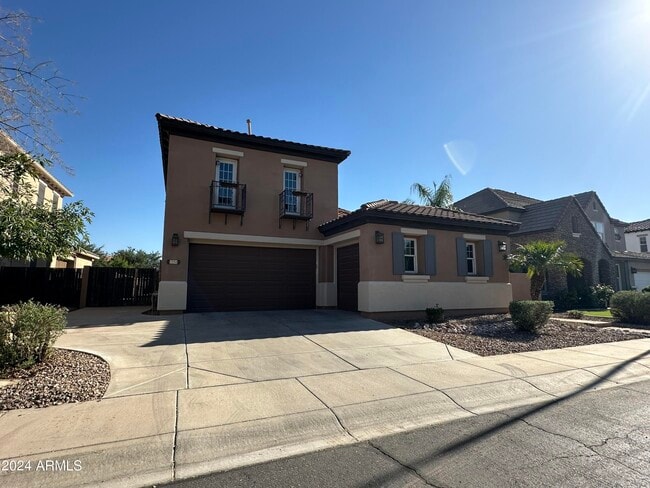 Building Photo - 2251 E Azalea Dr