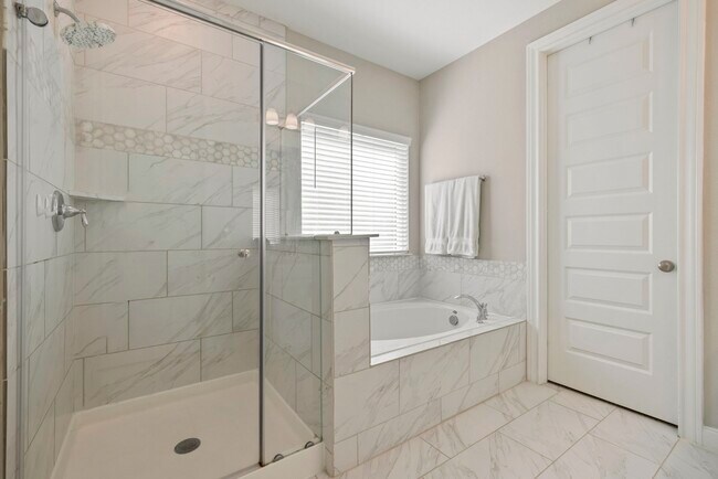 Building Photo - 2003 Woodland Prairie Ct