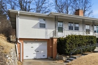 Building Photo - 171 Skyline Dr