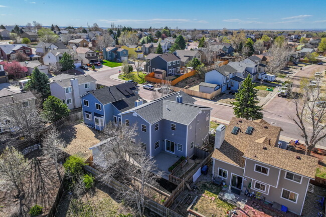 Building Photo - 6674 Chantilly Pl
