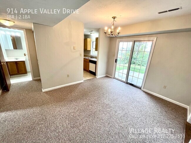 Building Photo - 914 Apple Valley Dr