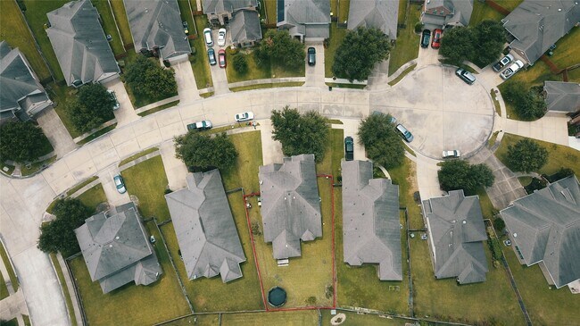 Building Photo - 3009 Trail Creek Ct