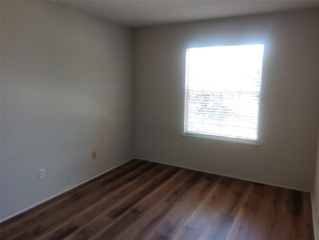 Building Photo - 12821 James Madison St