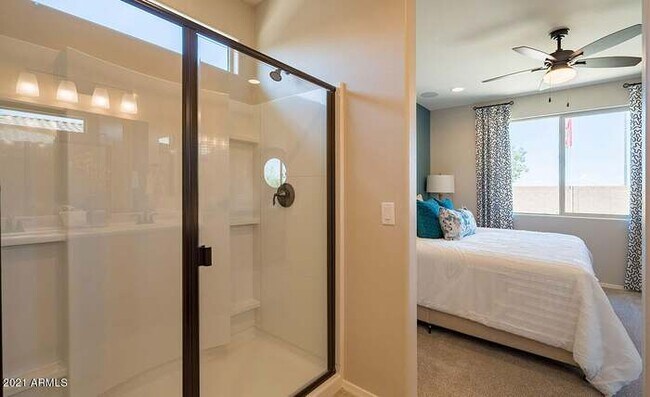 Building Photo - 1594 E Kingman Pl