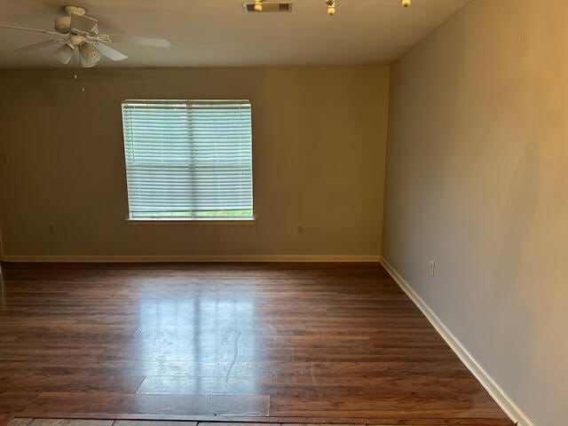 Building Photo - 750 Cherub Ct