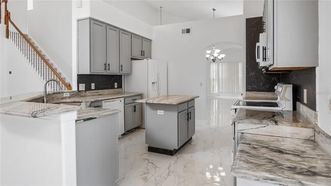 Building Photo - 7843 St Andrews Cir