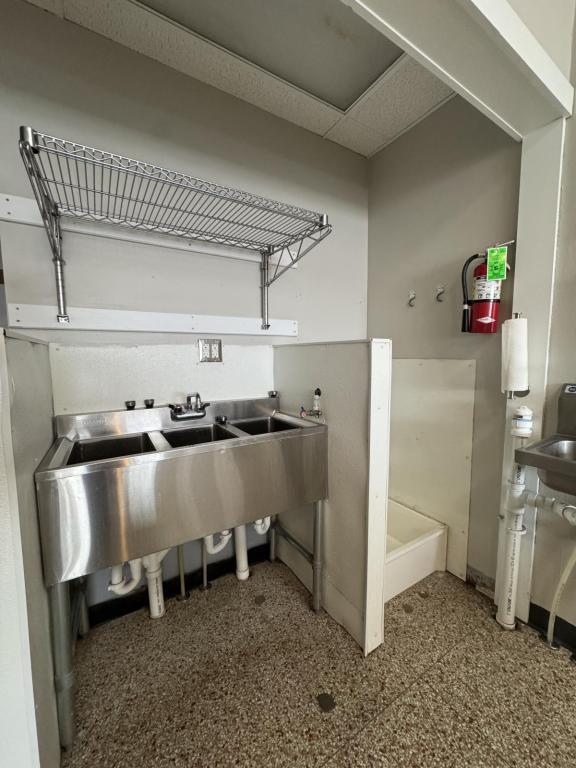 Building Photo - 1017 Tower Ave