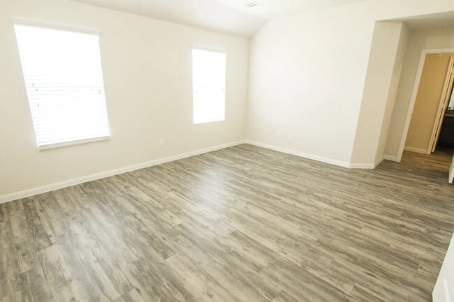 Building Photo - 6011 Fading Night Dr