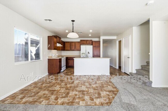 Building Photo - 3765 E Superior Rd