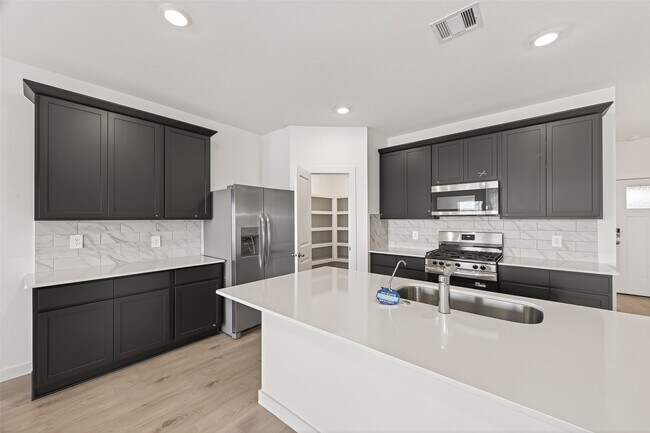 Building Photo - 4323 Camden