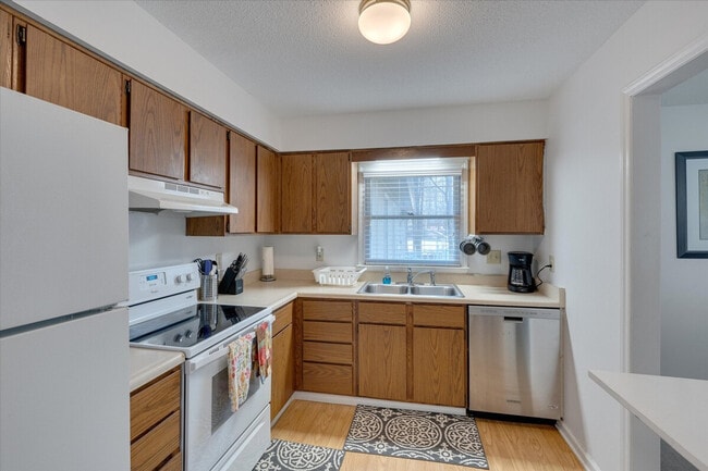 Building Photo - 4408 American Dr