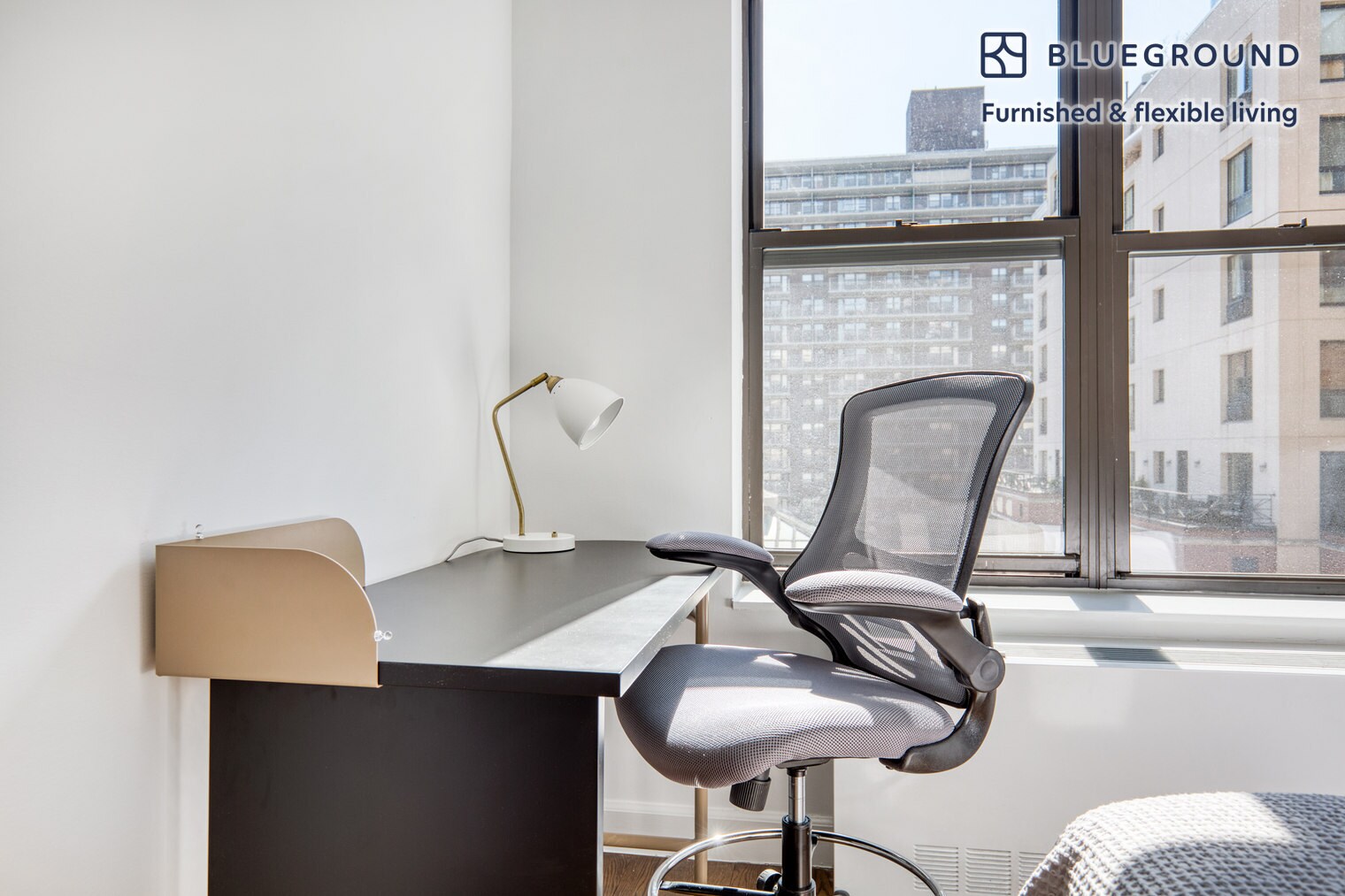 Building Photo - 212 W 91st St