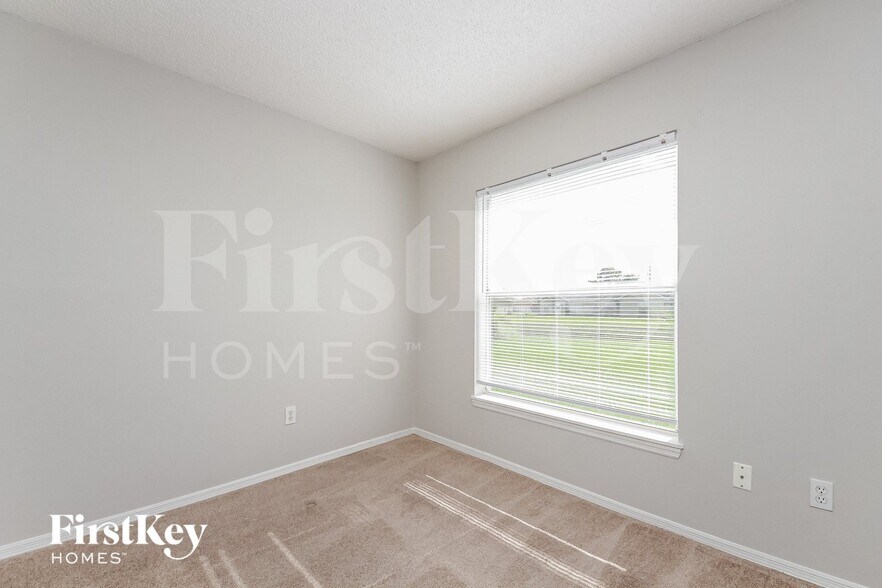 Building Photo - 841 Marquis Ct