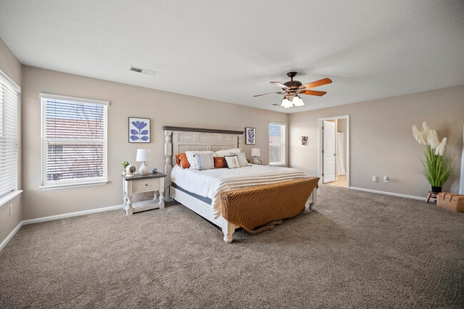 Building Photo - 7860 Lantern Ln