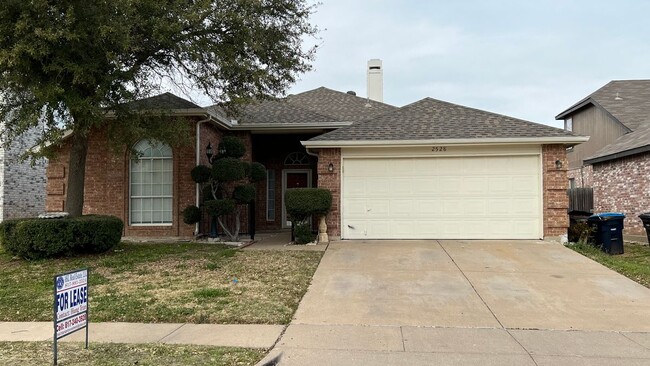 Primary Photo - 2528 Clovermeadow Dr