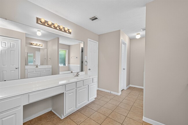 Building Photo - 22311 Bridgestone Ridge Dr