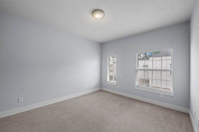 Building Photo - 1606 Westside Gardens Ln