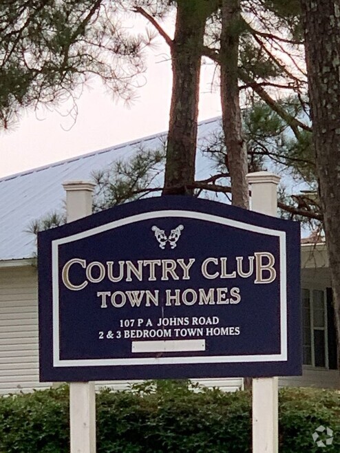 Building Photo - Country Club Townhomes