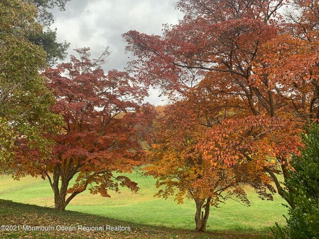 Building Photo - 40 Independence Rd