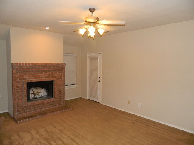 Building Photo - 108 Pagoda Dr