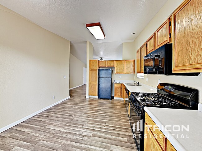 Building Photo - 6290 W Crow Ct