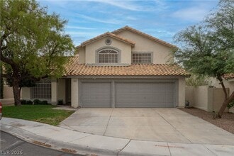 Building Photo - 10024 Sail Landing Ct
