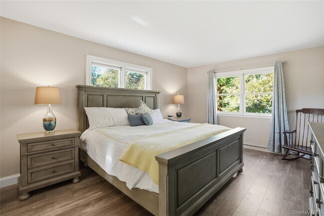 Building Photo - 15 Club Dr