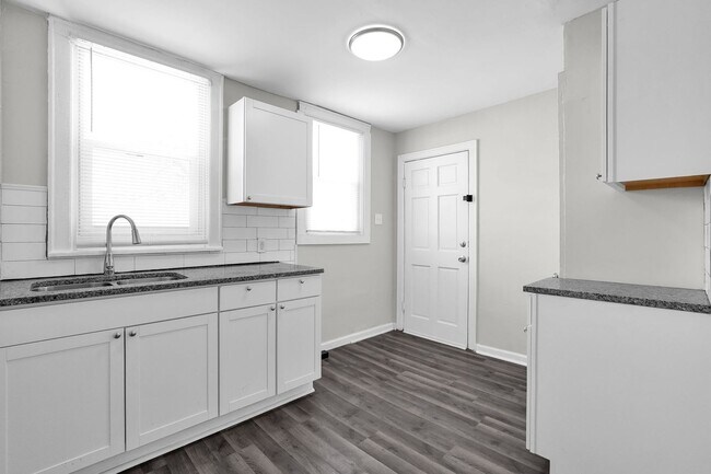 Building Photo - 1576-1578 Arlington Ave