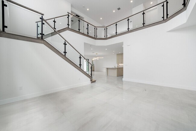Building Photo - 8561 Crystal Downs Ave