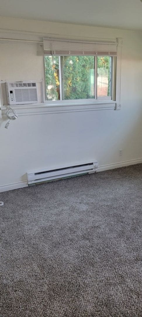 Building Photo - House in Ephrata - FREE DECEMBER RENT