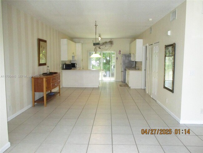 Building Photo - 4802 Washington St