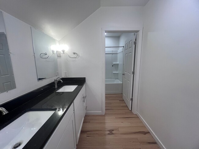 Building Photo - Charming 3-Bedroom Home in Grand Rapids!