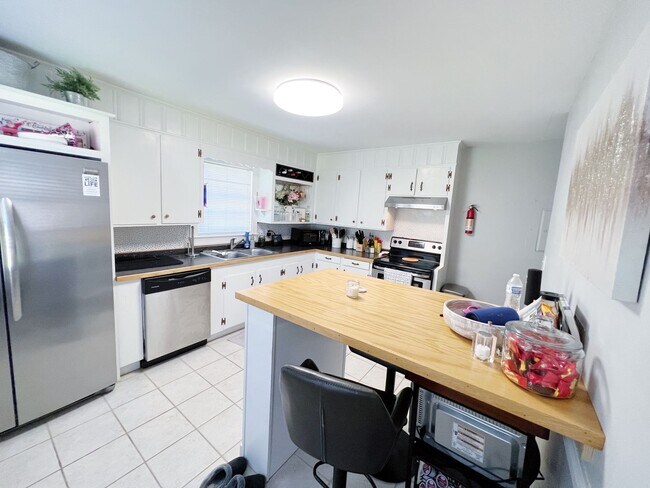 Building Photo - 110 Stancill Dr