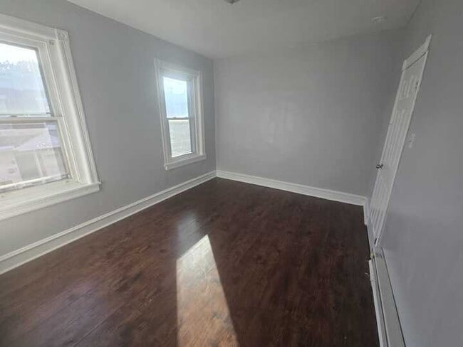 Building Photo - 30 N Dewey St