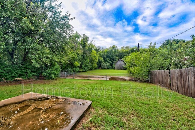 Building Photo - 2622 NW 42nd St