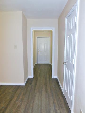 Building Photo - 3812 Yellowstone Pl