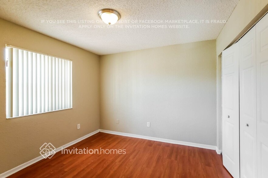 Building Photo - 1614 SW 158th Terrace