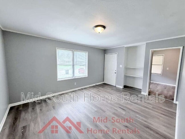 Building Photo - 1730 Tahiti Ln