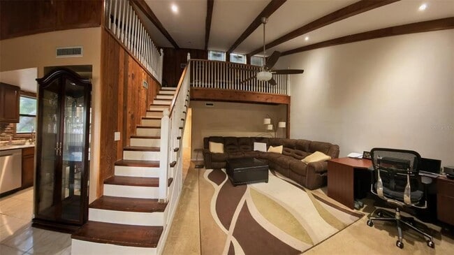 Building Photo - 209 Fairway Dr.