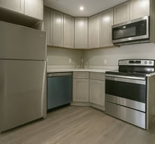 Building Photo - 870 Prospect Pl