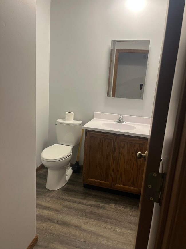 Building Photo - 1208 Miller St