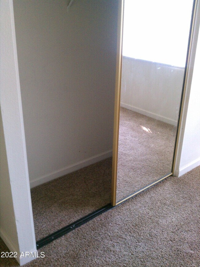 Building Photo - 4701 N 26th Ln