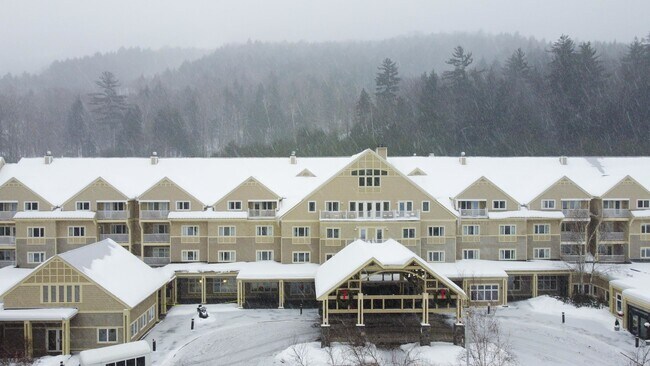 Building Photo - 104 Grand Summit Dr