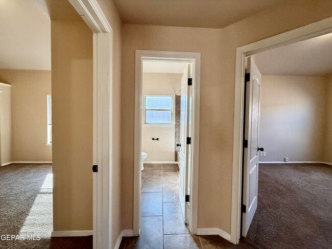 Building Photo - 11353 Bullseye St