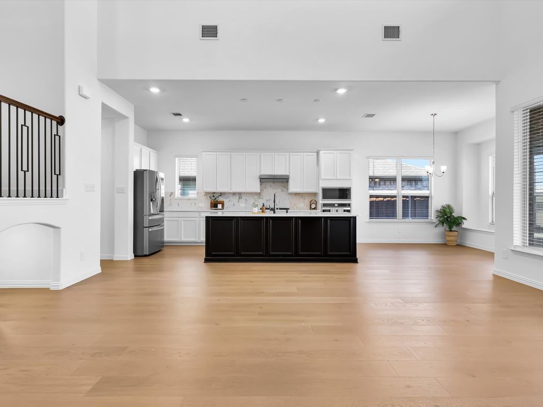 Building Photo - 1303 Wheelwright Dr